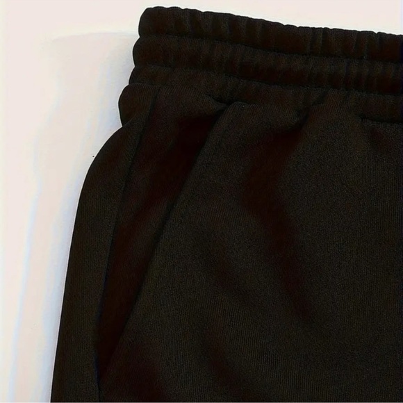 Milano Italy Women's two piece Black Jogger Set. New - Picture 4 of 5